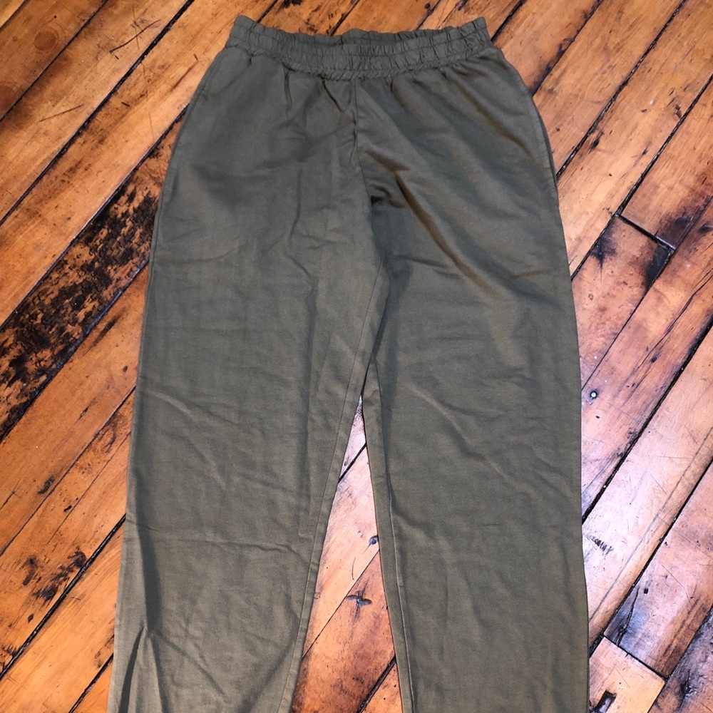 Nasty Gal Oliver Green Cropped Joggers, NWT
